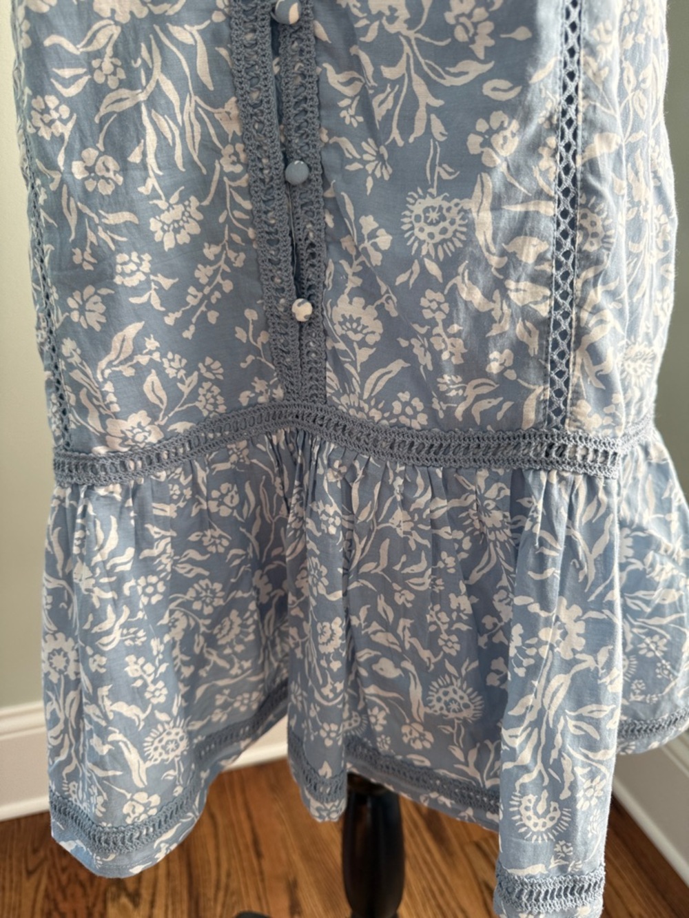 Lucky Brand Blue Floral Sleeveless V-Neck Button Dress - Picture 3 of 7